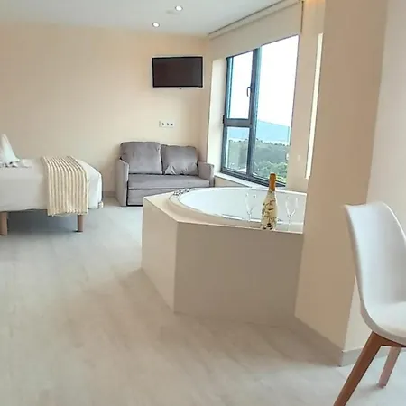 O Nautico Aparthotel 3*